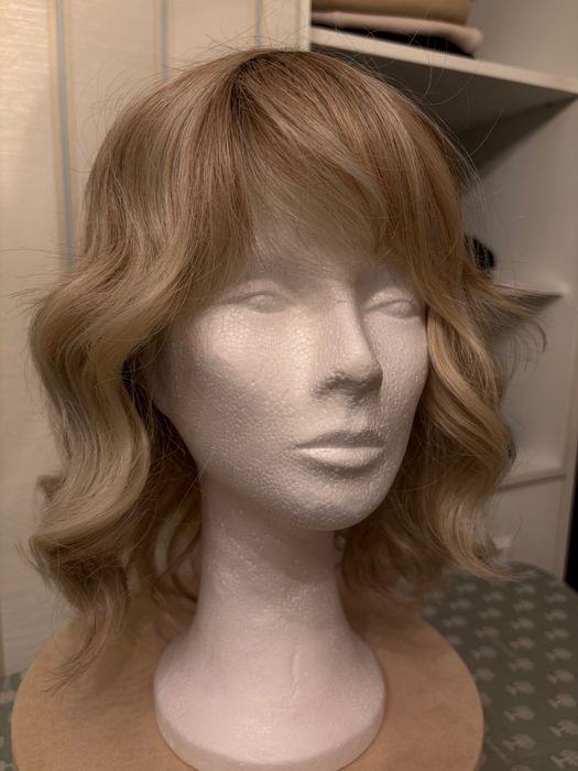 Перука високо качество 36 см, М размер