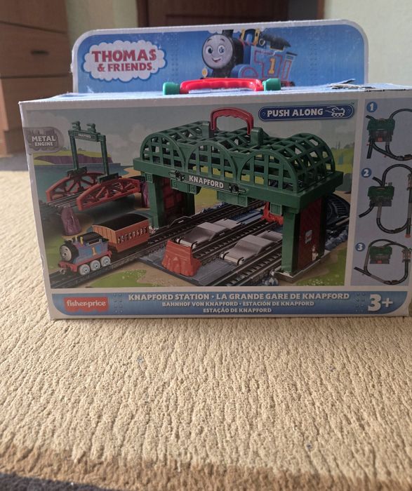 Set trenulet Thomas &friends, Gara Knapford