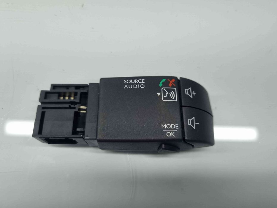 Comenzi volan Dacia Sandero 2 [Fabr 2012-prezent] OEM