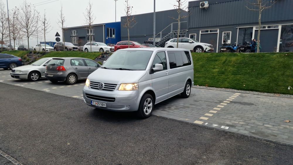 VW T5 Caravelle 8+1 locuri 1.9TDI euro 4