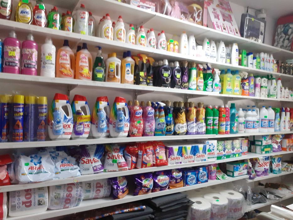 Casa/magazin Urleasca