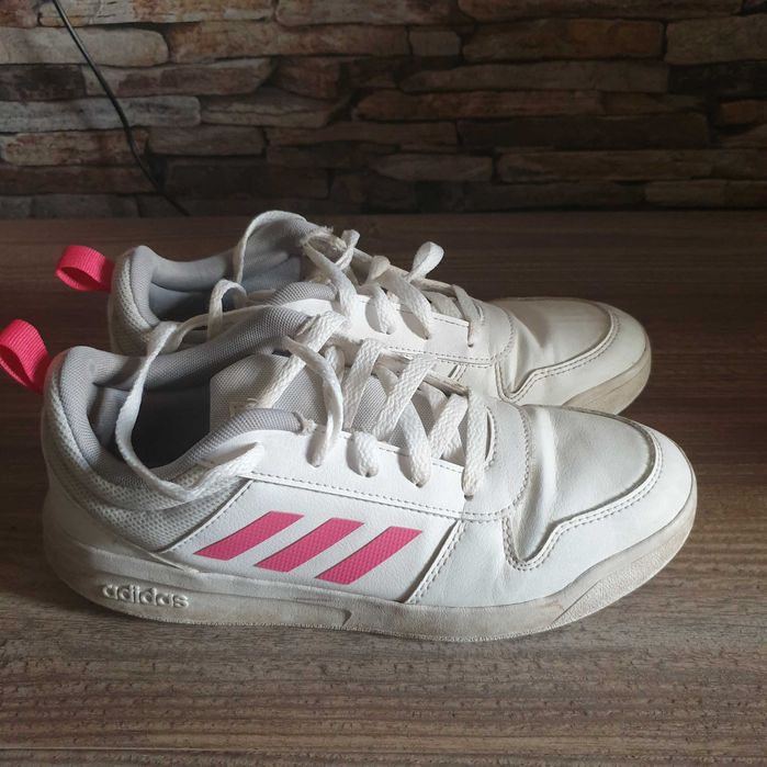 Детски маратонки Адидас за момиче н. 37 1/3