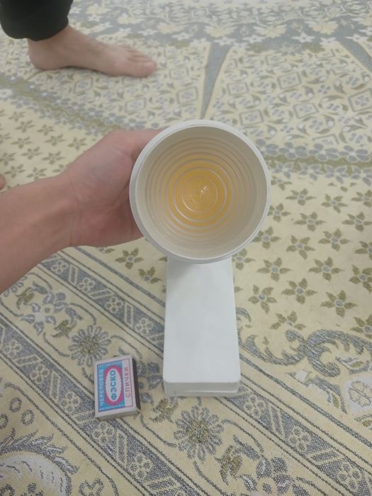 Фонарь в виде прожектора