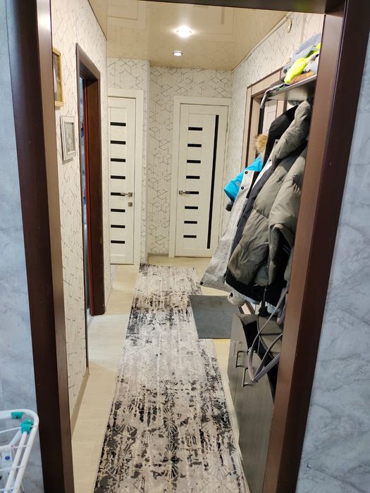 Продам квартиру .