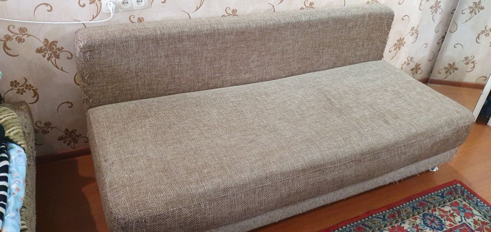 Диван тканевый бу