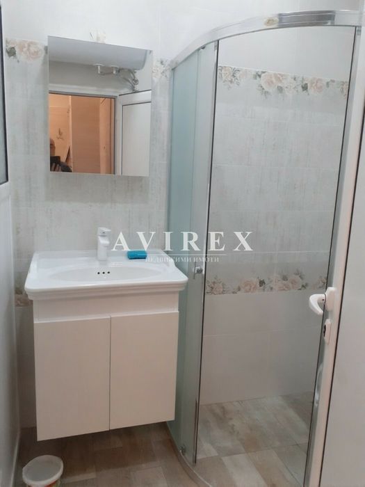 Дава се под наем Двустаен апартамент в Пловдив, Христо Смирненски - 70 кв.м за 285.6 € - Снимка #2