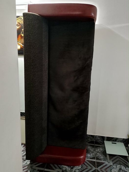 3 дивана използвани но запазени, почти без забележки.