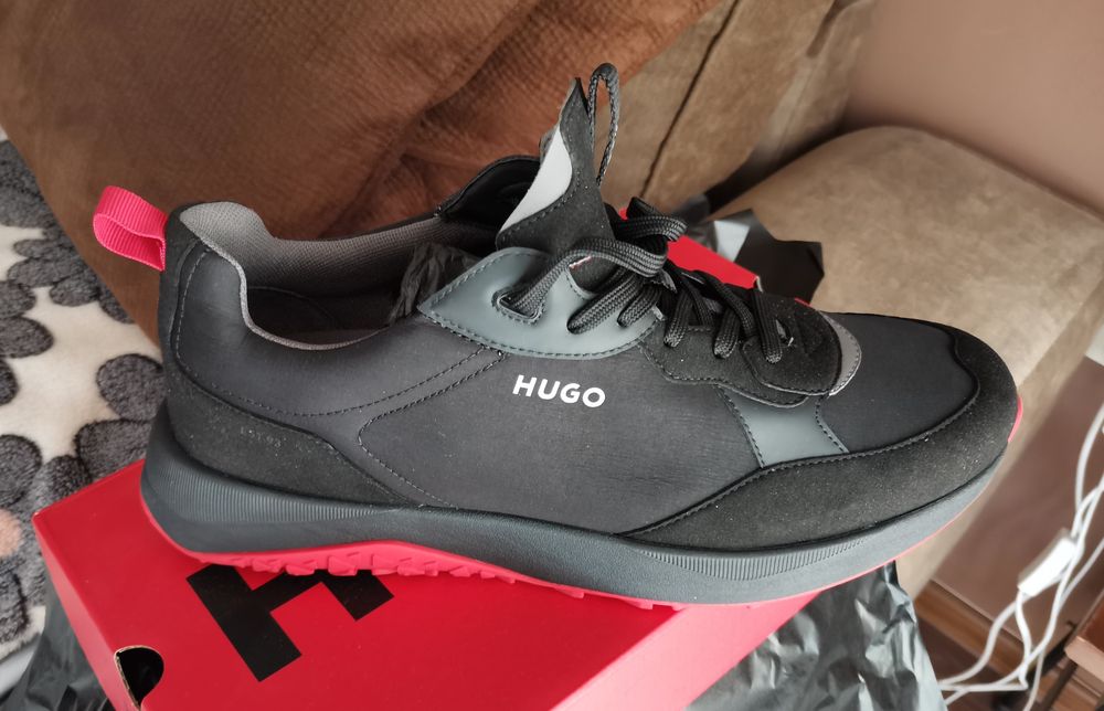 Hugo сникърс 46 номер