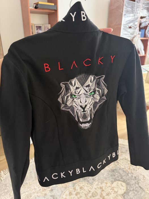 продам костюм blacky
