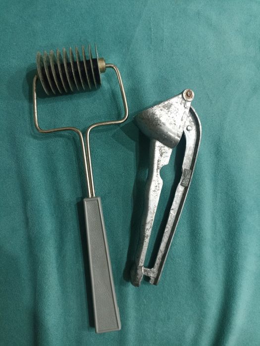 Чеснокодавка Китай