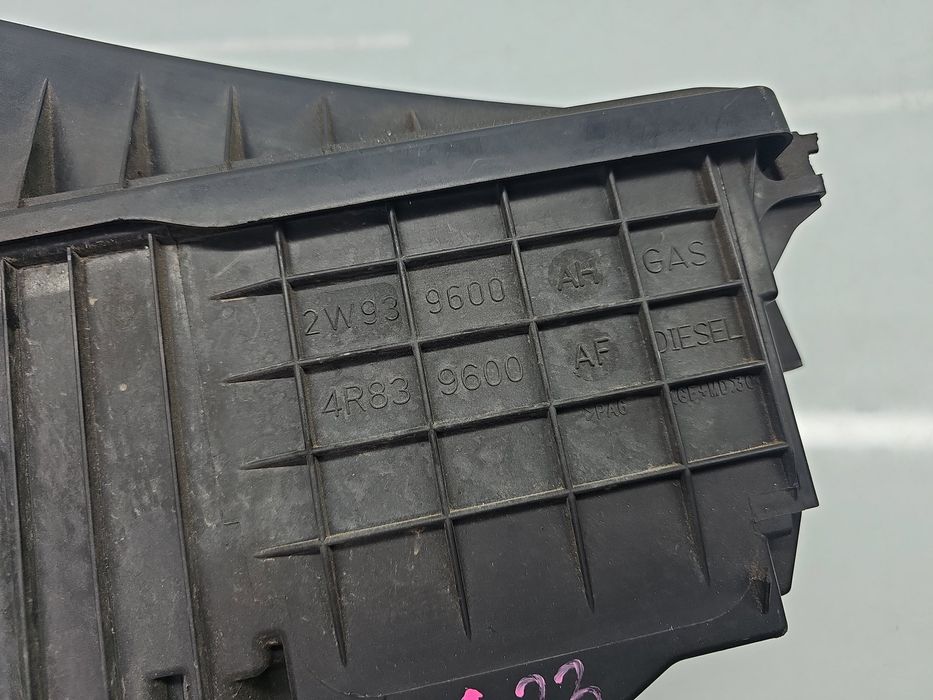 Carcasa filtru aer Jaguar XF (X250) [Fabr 2008-2015] Facelift 4R83 960