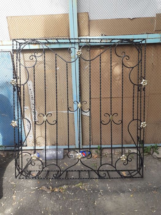 Решeтки на окна , козырьков. Deraza oynalarga Panjara reshotkalar.