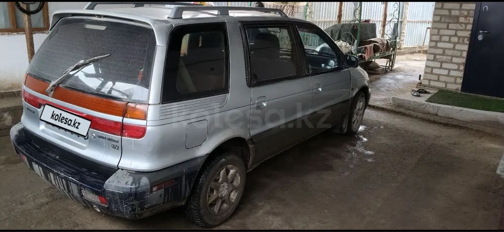 Mitsubishi Spacewagon 1992