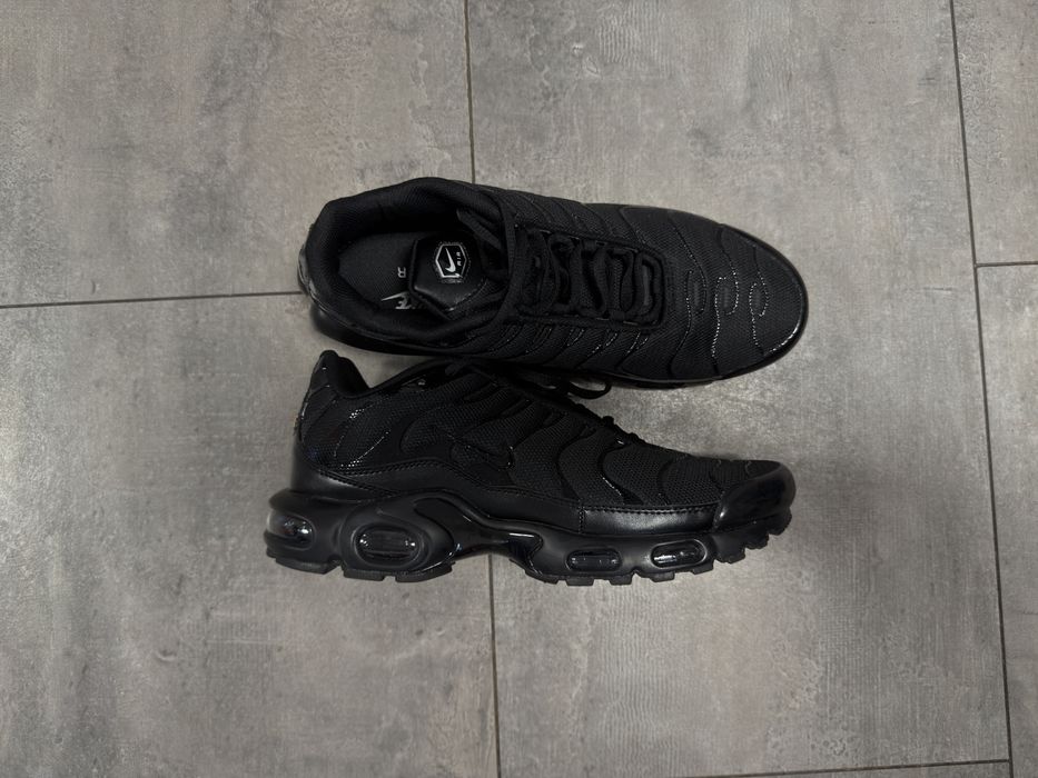 Adidasi Nike Tn 42