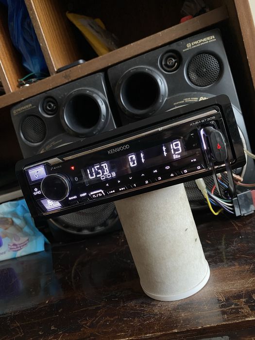 KENWOOD KMM-BT305 -ВИСОК КЛАС- BLUETOOTH USB радио плеър за кола сд cd