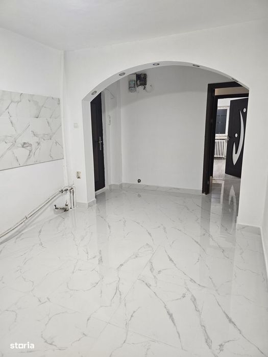 Apartament 3decomandate Rovine, 2 bai,bilateral, 73 mp,bloc 1986