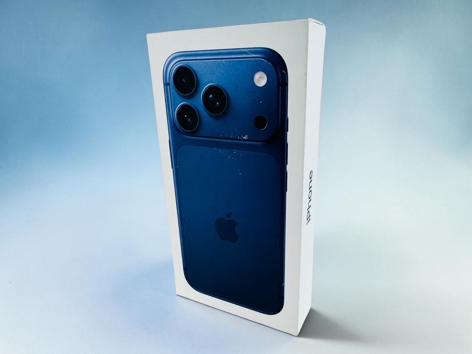 НОВ! Apple iPhone 17 Pro 256GB Deep Blue Гаранция!