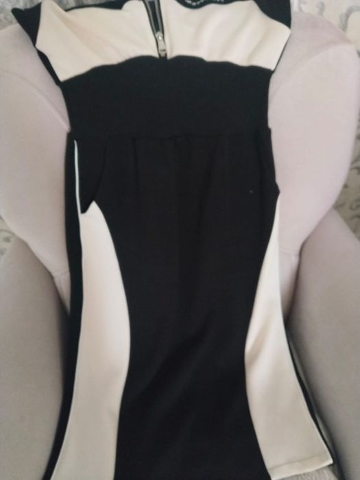 Продаю платье жен