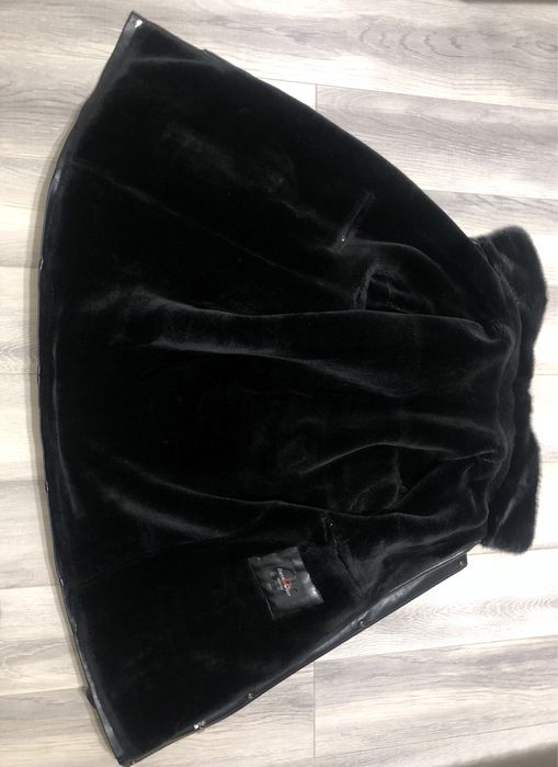 кожаная куртка DasnCaer