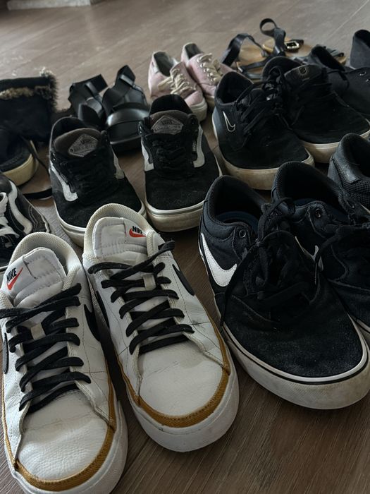 Nike, Vans, Adidas, Sandale, cizme Toms.  Toate perechile 400 lei
