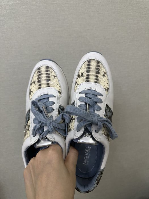 Кроссовки Michael Kors