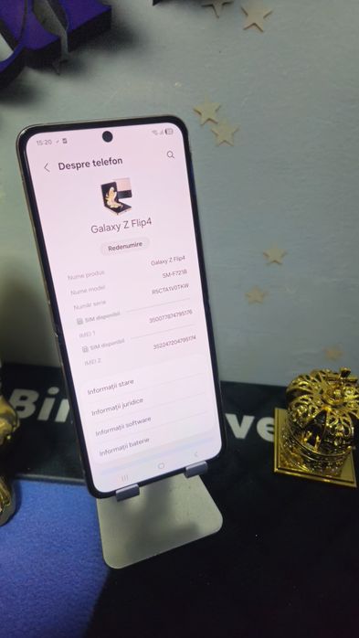 Samsung Z Flip 4 5G 128GB 8GB Ram Duos.Preṭ fix!