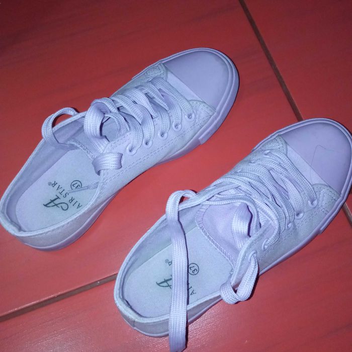 Обувки за момиче