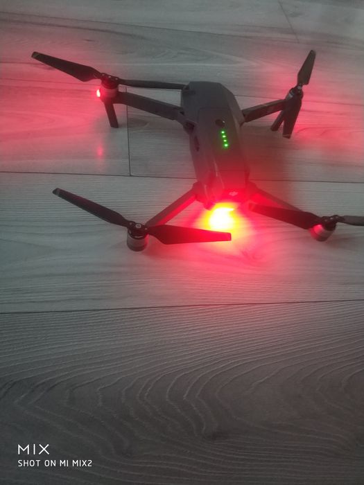 Vând drona Dji mavic pro