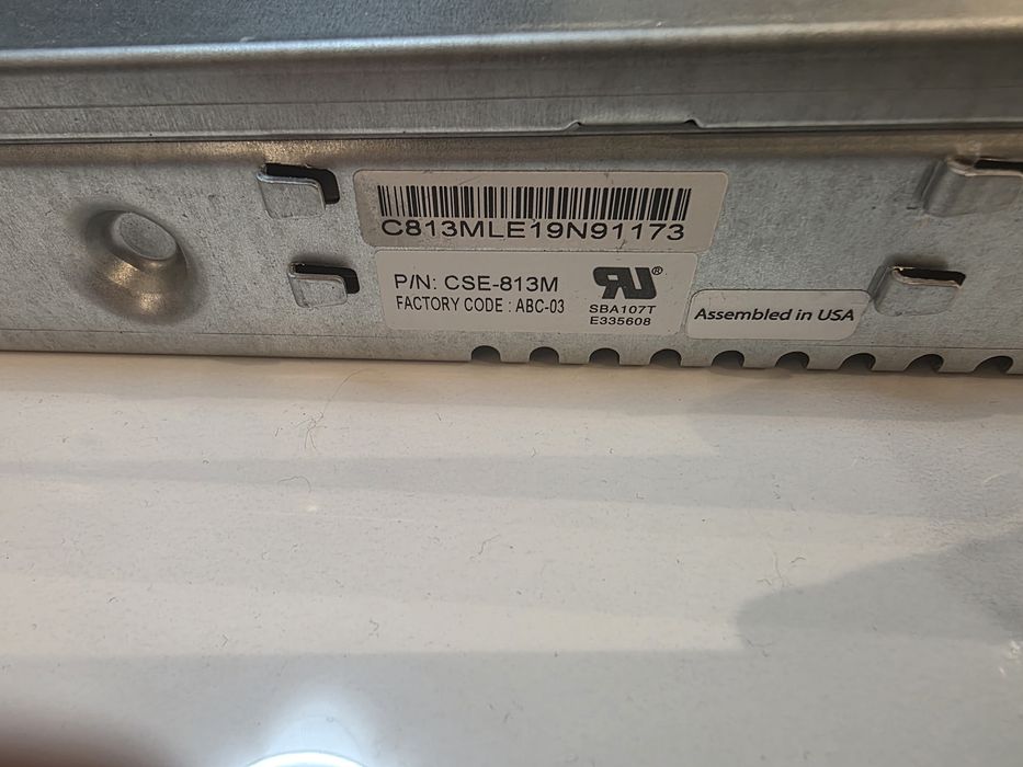 Server Supermicro 1U Xeon Ideal HomeLab NAS Proxmox Synology 680W 80+ gold