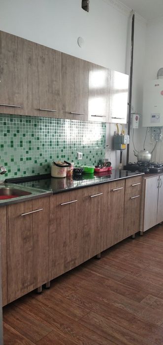 Срочно! 2 комнаталы жай сатылады