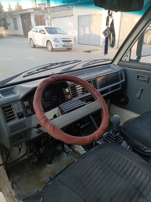 Дамас 1 сотилади 2001 йил