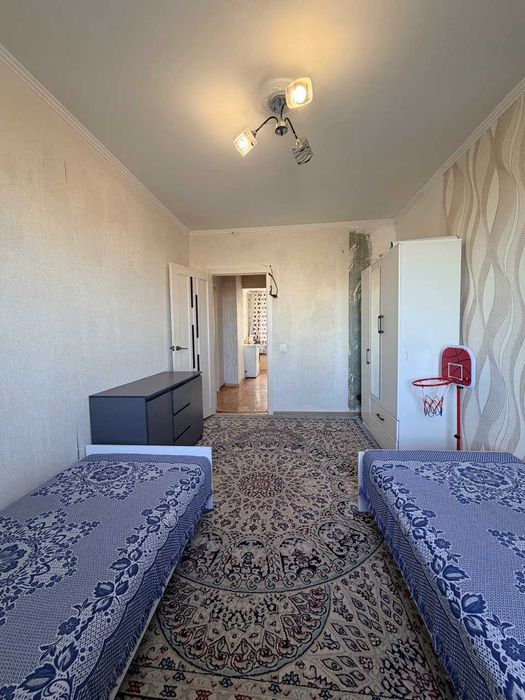 Продам 2х комн кв  168квартал