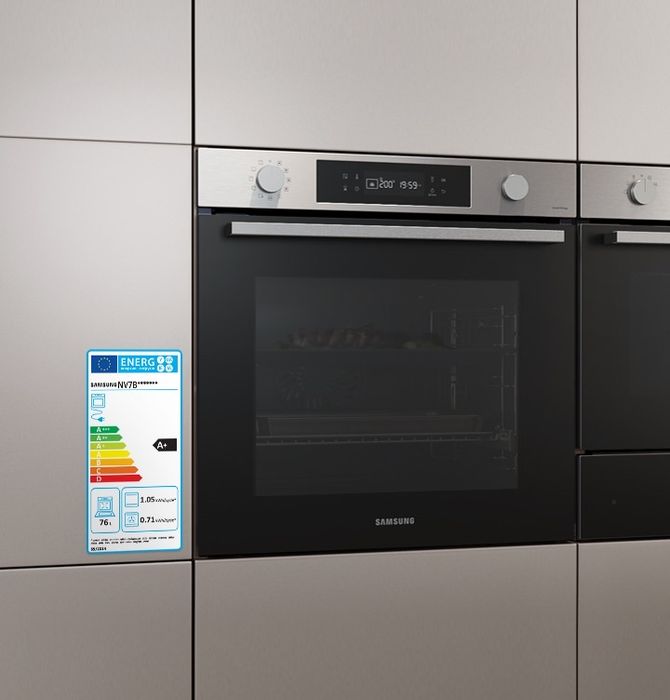 Cuptor incorporabil cu convectie Samsung NV7B41301 AS/U3 BESPOKE , clasa energetica At, 76L, autocuratare pirolitica, argintiu