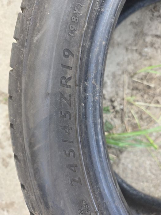 Anvelope DUNLOP 245/45/19