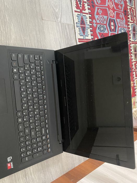 Ноутбук на запчасти