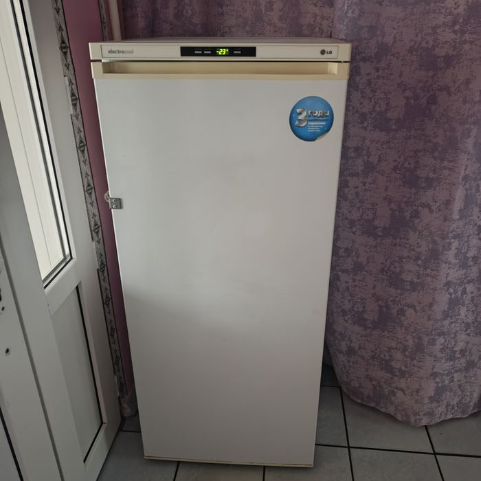 Продам морозильную камеру лджи