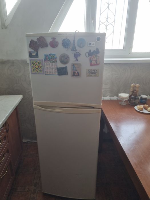 Продам холодильник