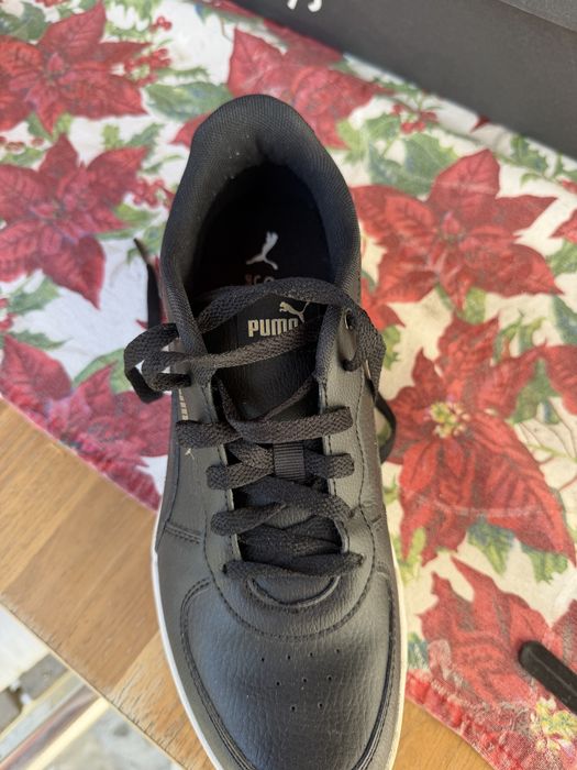 Нови обувки на Puma