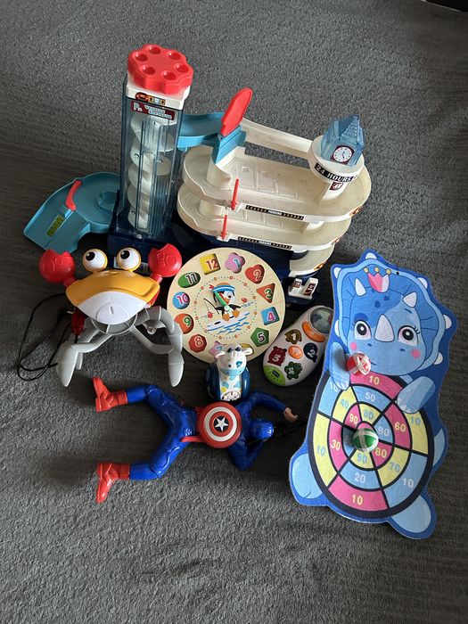 Продам музыкальные игрушки и обычные