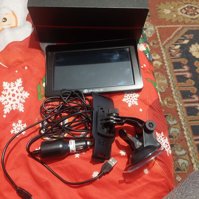 GPS auto, camion, foarte puțin folosit