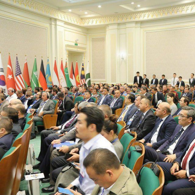 Герб ва байроқ (флаг) сиз хохлаган кўрнишда бепул етказиб берамиз