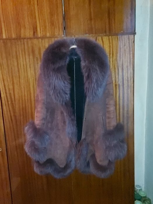 Продается  дубленка  женская  натуралная