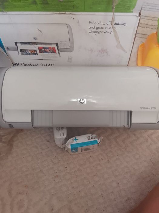 HP DeskJet 3940 принтер + картридж