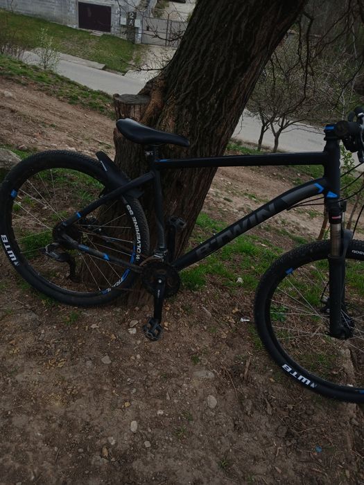 Vând bicicletă Btwin 520