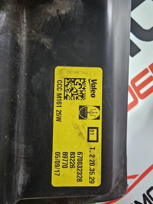 Far stanga bixenon Maserati Levante dupa 2016 cod 670032328