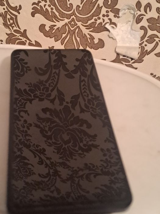 Прадаю VIVO u 27 s