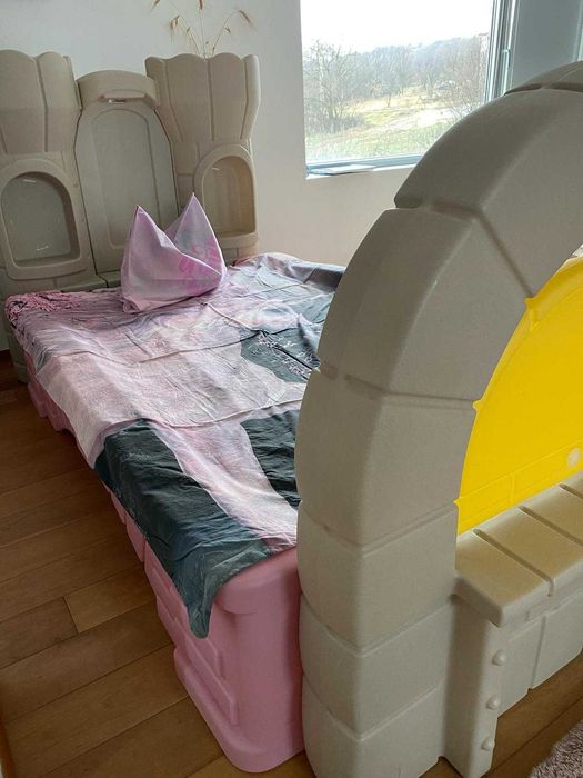 Pat pentru fetite convertibil - Castelul Printesei - Step 2