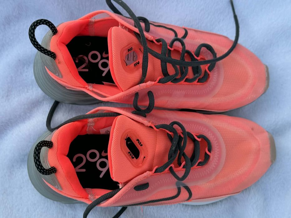 Nike Air Max 2090  Lava Glow Розови 38.5 момер