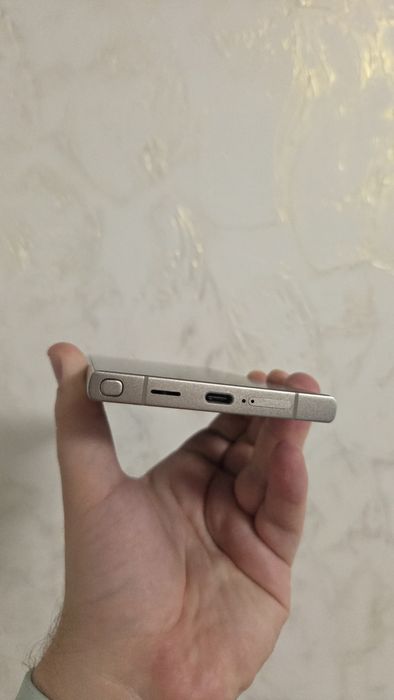 Продаётся Samsung Galaxy S 24 Ultra 12/512