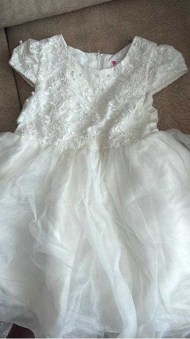 Отдам вещи на девочку от 4 до 7 лет